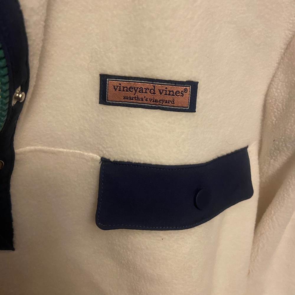Vineyard Vines quarter zip Fleece. White. Never worn! - Picture 3 of 5